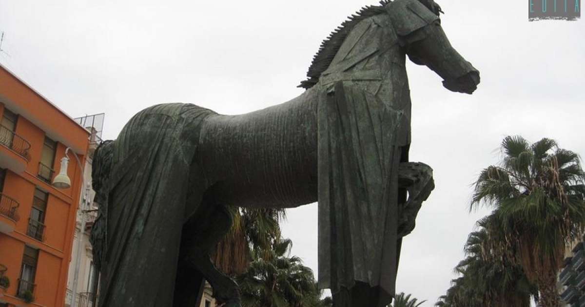 Le statue di Bari, queste sconosciute: viaggio alla loro scoperta